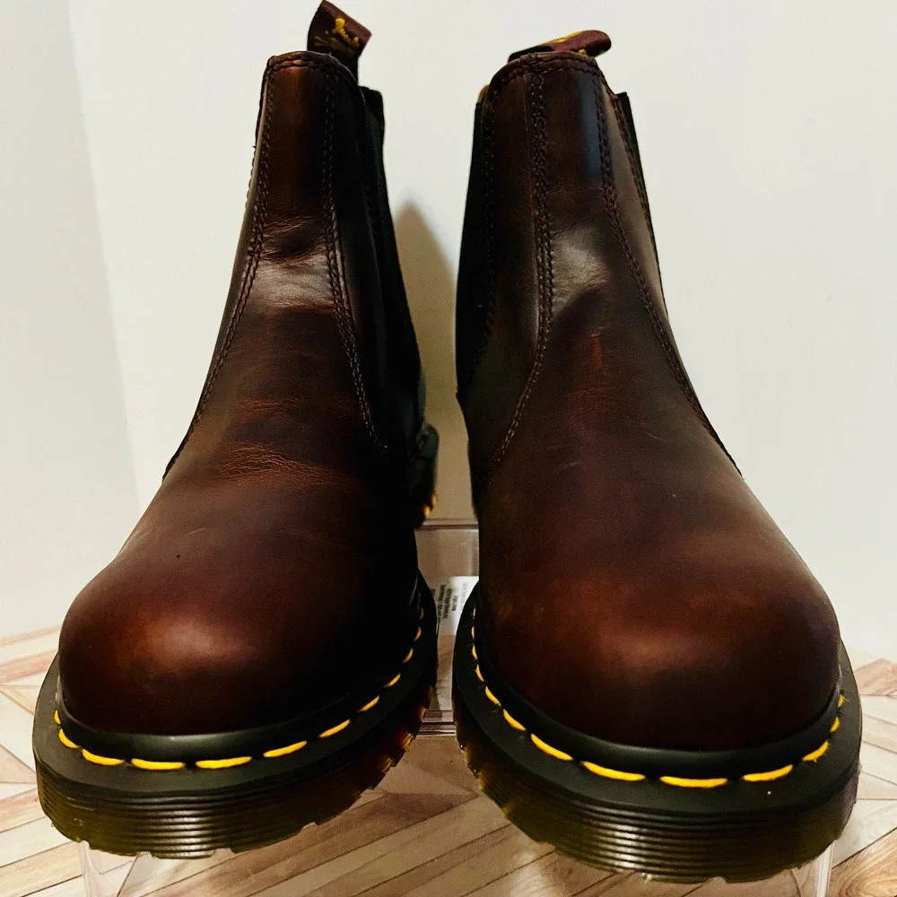 Dr Martens 2976 Waxed Full Grain Leather Chelsea Boots Men 7 Women 8 Dark Brown